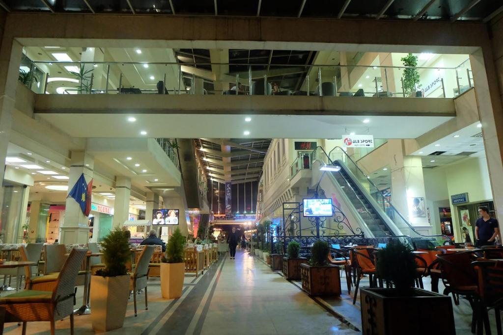 Intercontinental Apartments Tirana City Center Exteriér fotografie